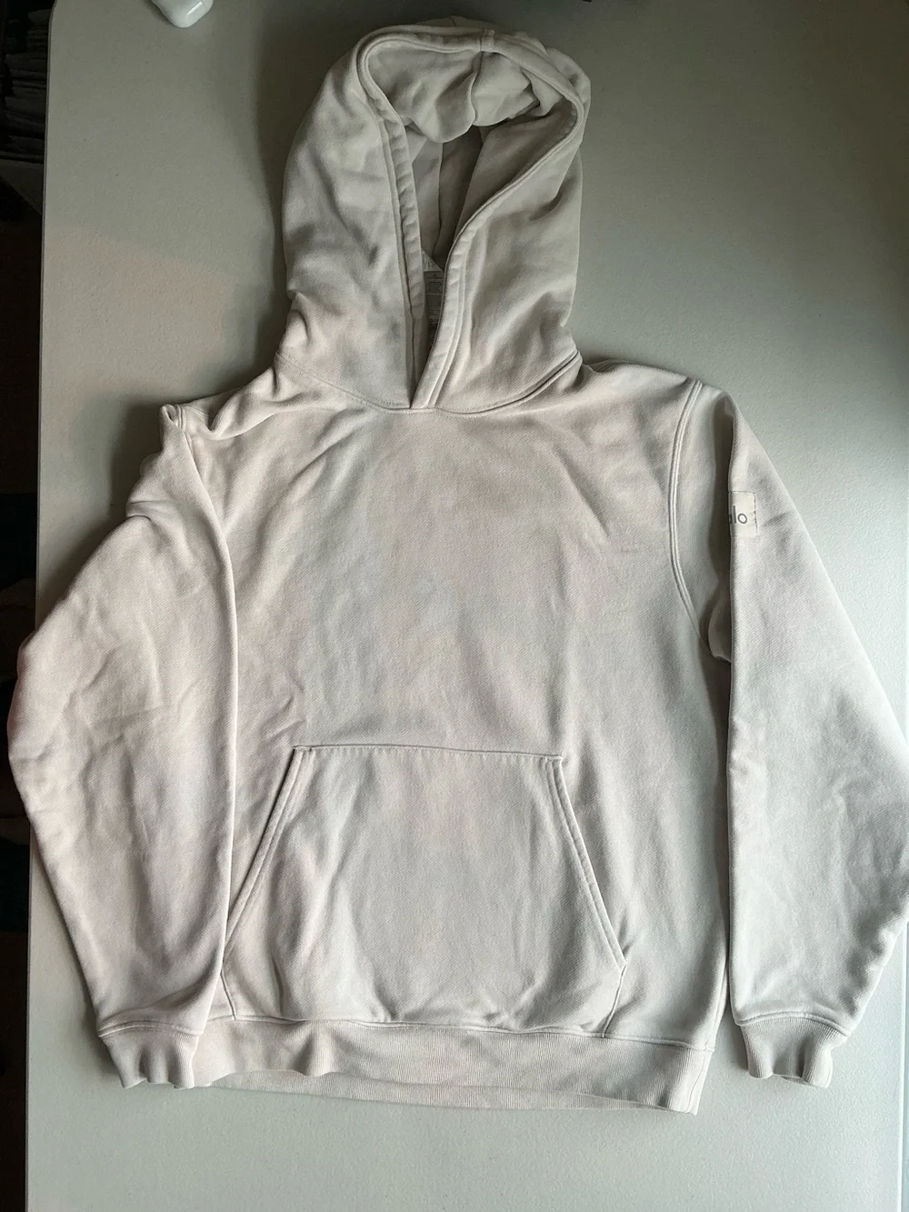 Alo Yoga Renown Hoodie in Bone White - Size XS (Unisex)